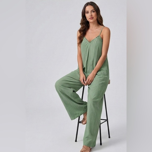 Boho Ruffle Trim Loose Fitting Wide Leg Jumpsuit Green - Picture 5 of 6